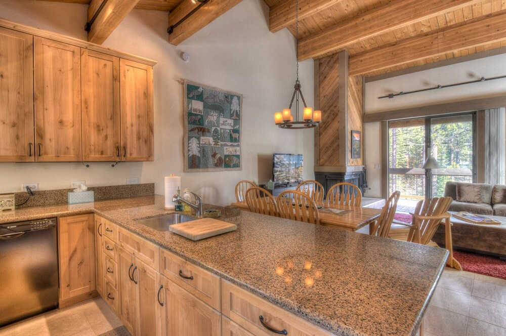 Silver Tree Sanctuary in Aspen Grove - photo 7