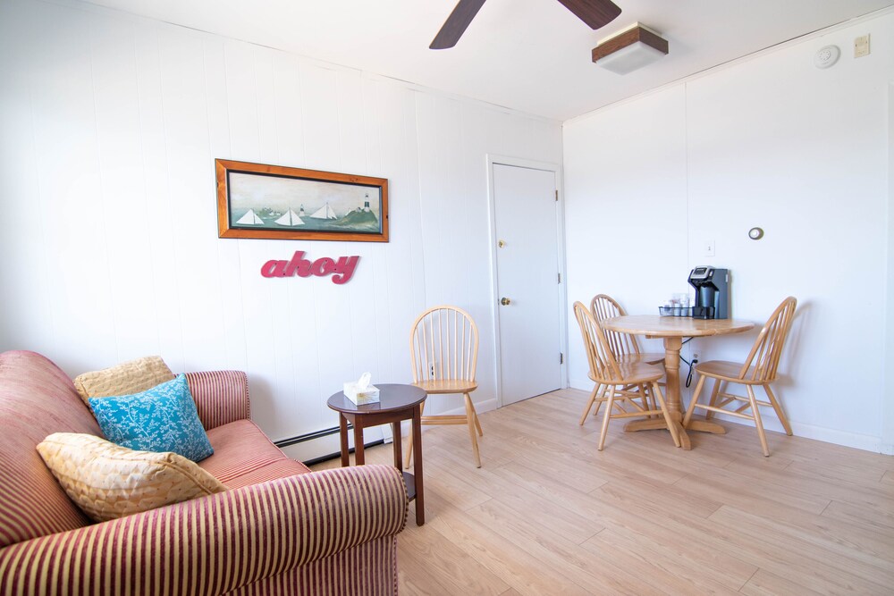 Ocean House Hotel & Motel - photo 95