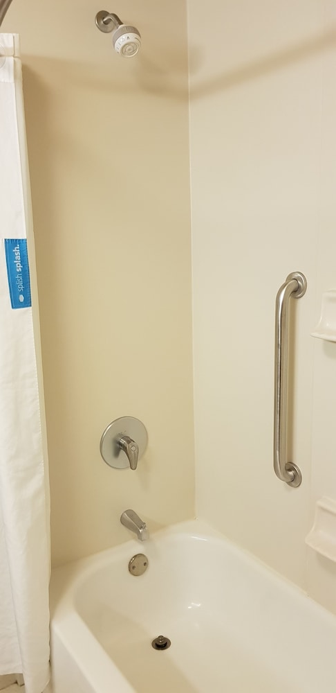 Hampton Inn Pell City - photo 14