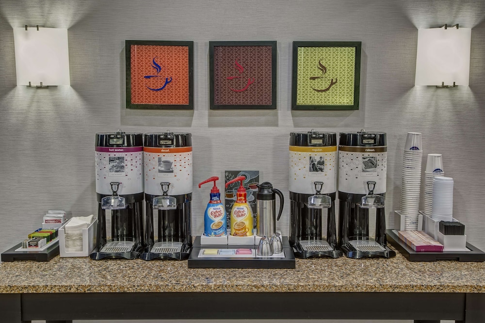 Hampton Inn & Suites Memphis Wolfchase Galleria - photo 38