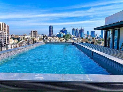 Tlv Luxury Penthouse With Private Pool & Hot Tub&Sauna — 4-Star Luxury Hotel in Tel Aviv, Israel