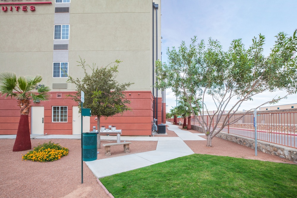Candlewood Suites El Paso North by IHG - photo 36
