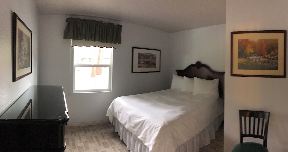 Bay Meadows Resort - photo 18