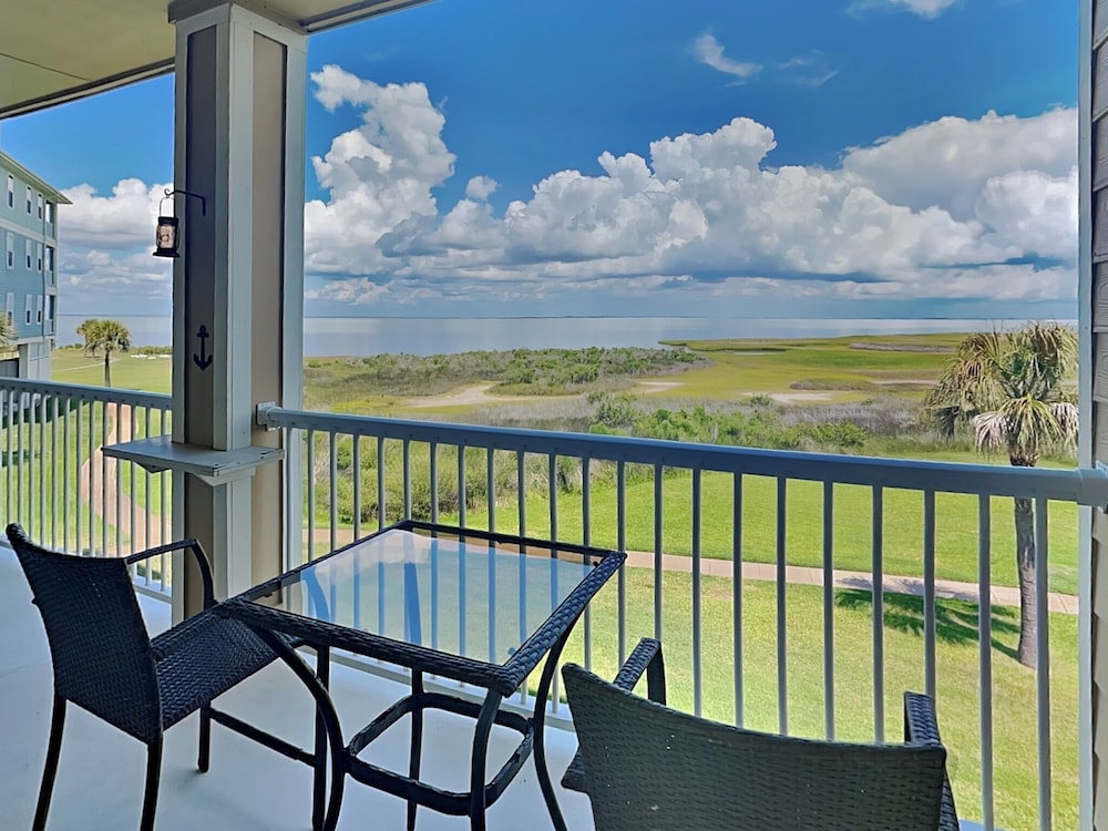 Sealavie by Ryson Vacation Rentals — 4-Star Luxury Hotel in Galveston, United States