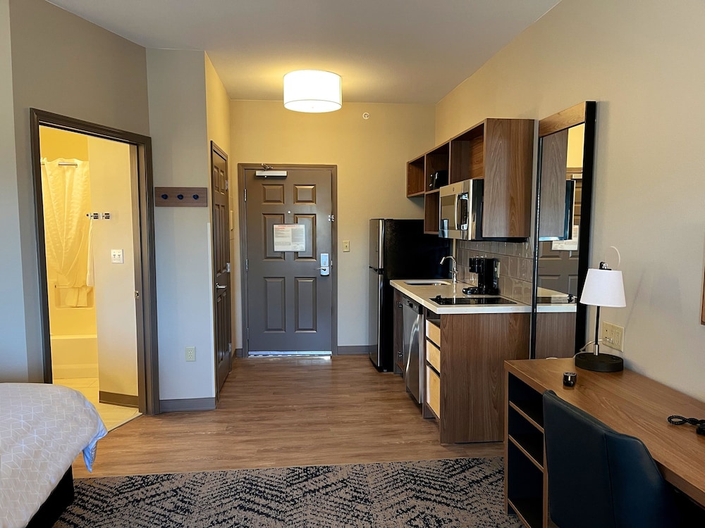 Candlewood Suites Grand Junction NW - photo 28