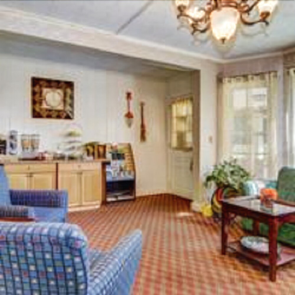 Americas Best Value Inn — Hancock — photo 3