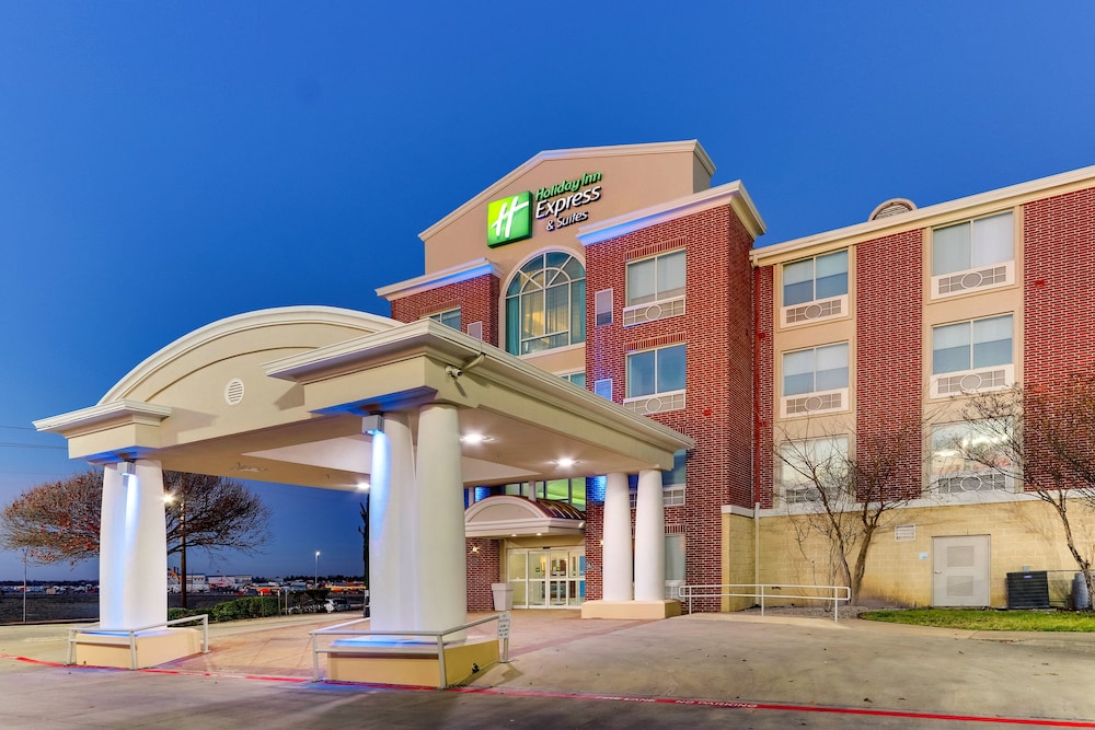 Holiday Inn Express Hotel & Suites Lake Worth Nw Loop 820 - photo 31