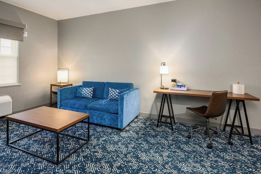 Four Points by Sheraton Bedford Manchester Airport - photo 13