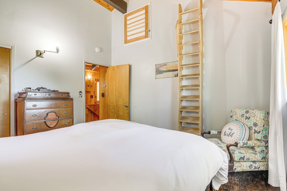 Lake Arrowhead Retreat By Snow Valley Mtn Resort - photo 14