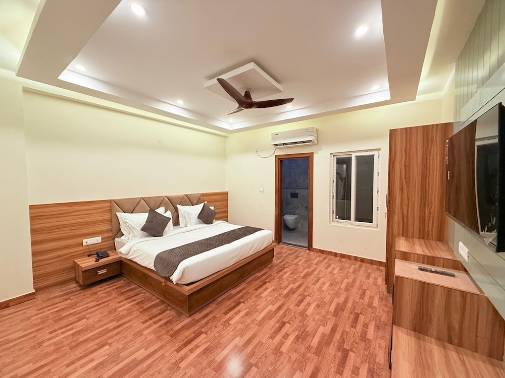 The Prominence Hotel Greater Noida in Greater Noida, India