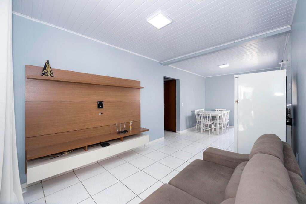 Casa Térrea a 200m da Praia de Bombas