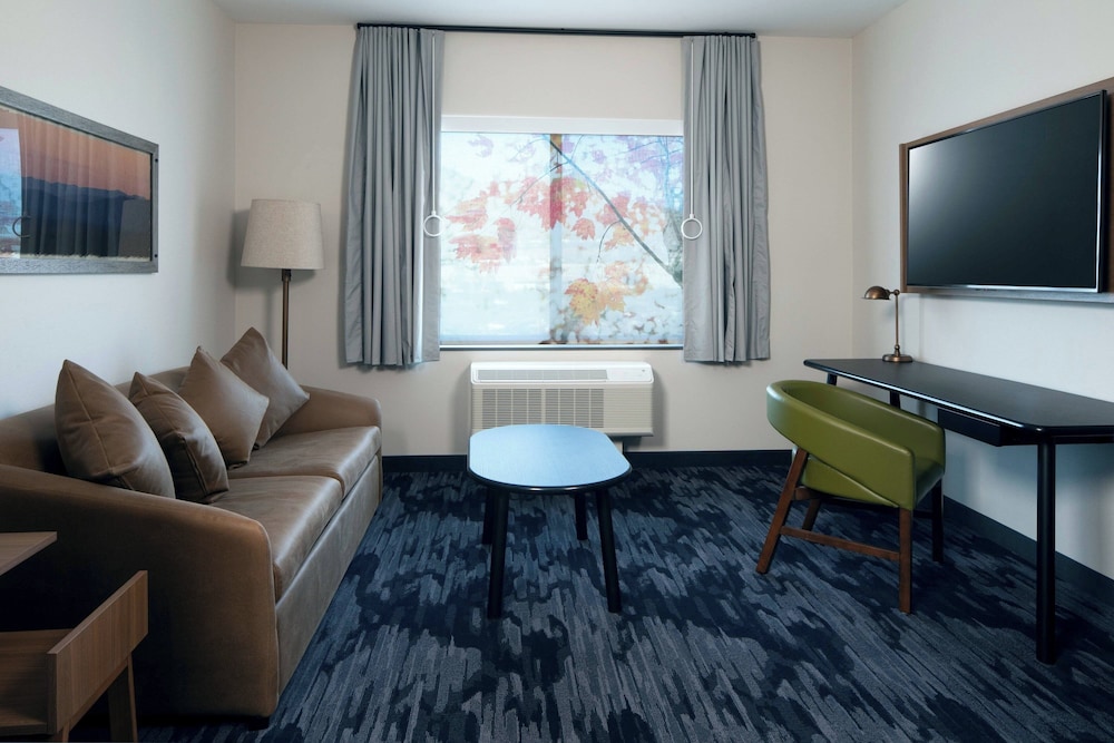 Fairfield Inn & Suites by Marriott Riverside Moreno Valley - photo 7