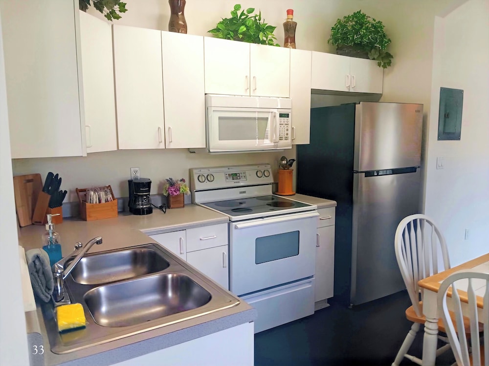 The Cozy Inn - photo 44