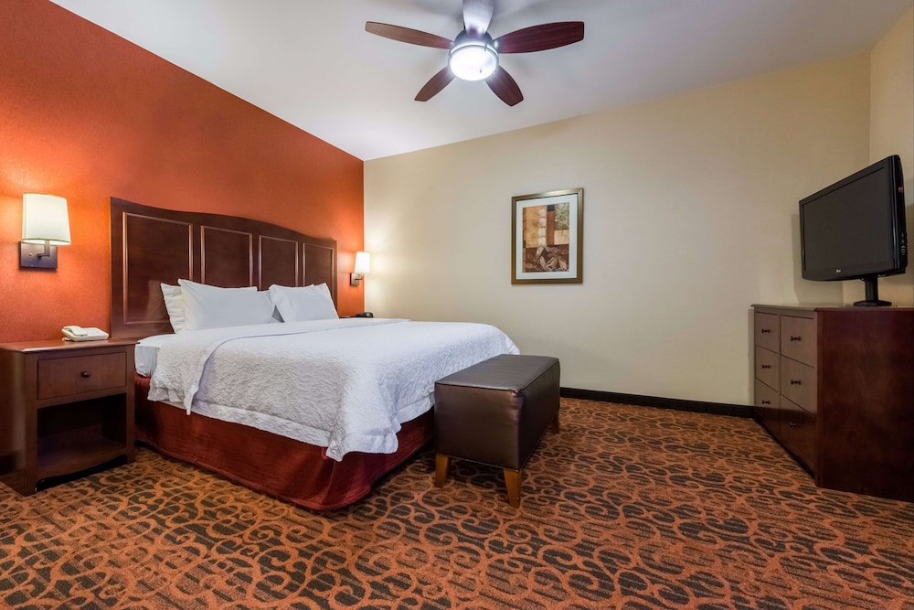Hampton Inn & Suites Boulder North - photo 20
