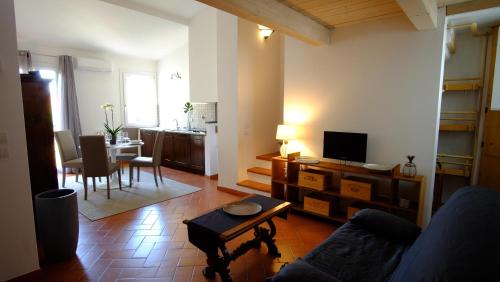 Borgo Pinti 49 — 4-Star Luxury Hotel in Florence, Italy