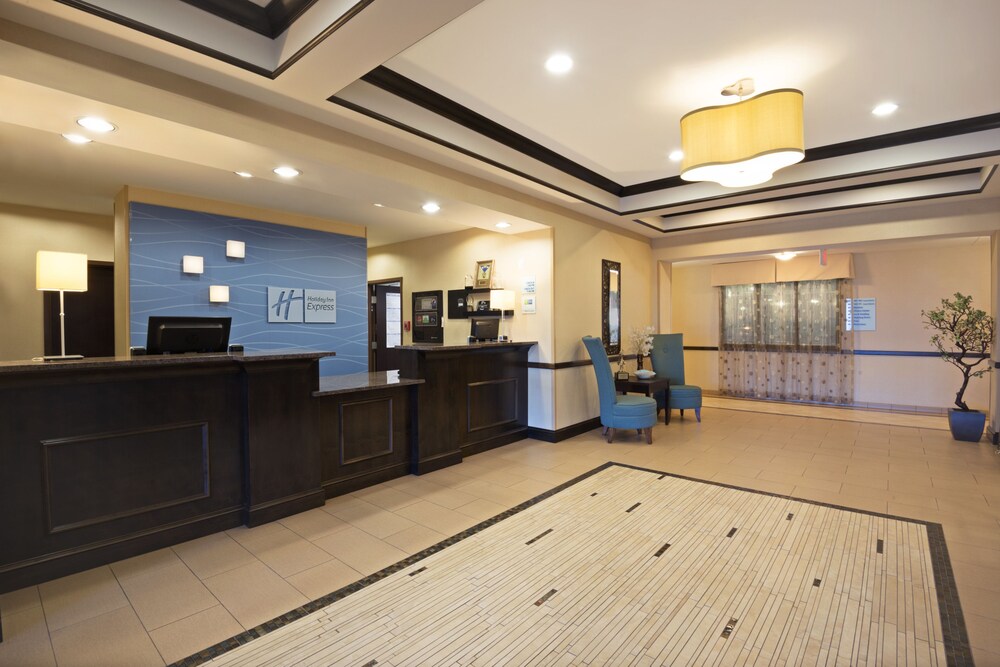 Holiday Inn Express Hotel & Suites Richfield by IHG - photo 40