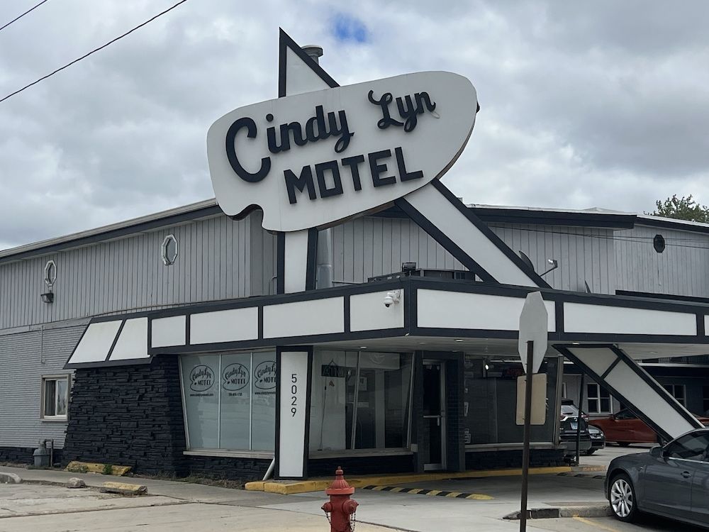 Cindy Lyn Motel - photo 10
