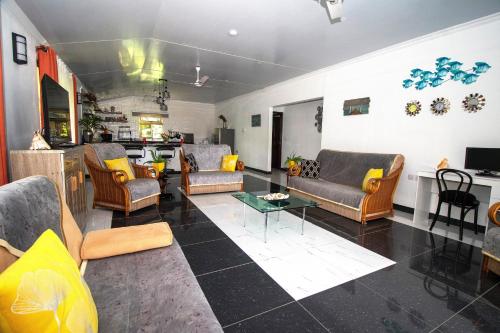 L'échappée du Cap Spacious Self Catering Apartment — 4-Star Luxury Hotel in Victoria, Seychelles