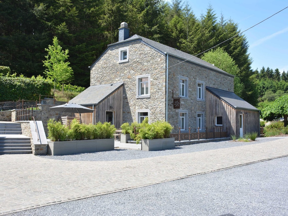 Holiday Home in Gedinne by the River — 4-Star Luxury Hotel in Gedinne, Belgium