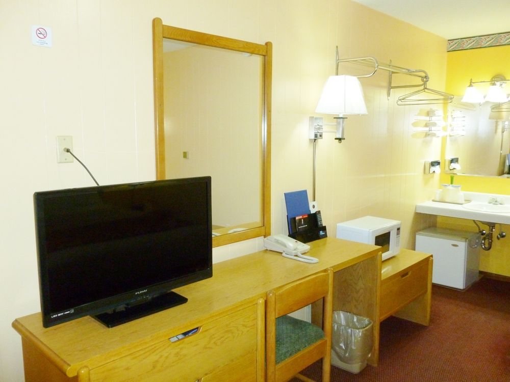 Royal Rest Motel - photo 17