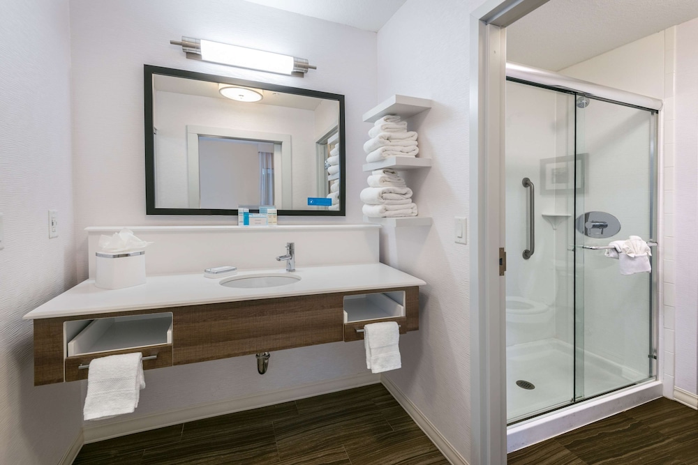Hampton Inn & Suites San Antonio Brooks City Base - photo 24