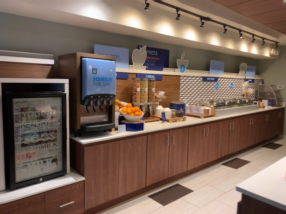 Holiday Inn Express & Suites Exmore Eastern Shore by IHG - photo 32