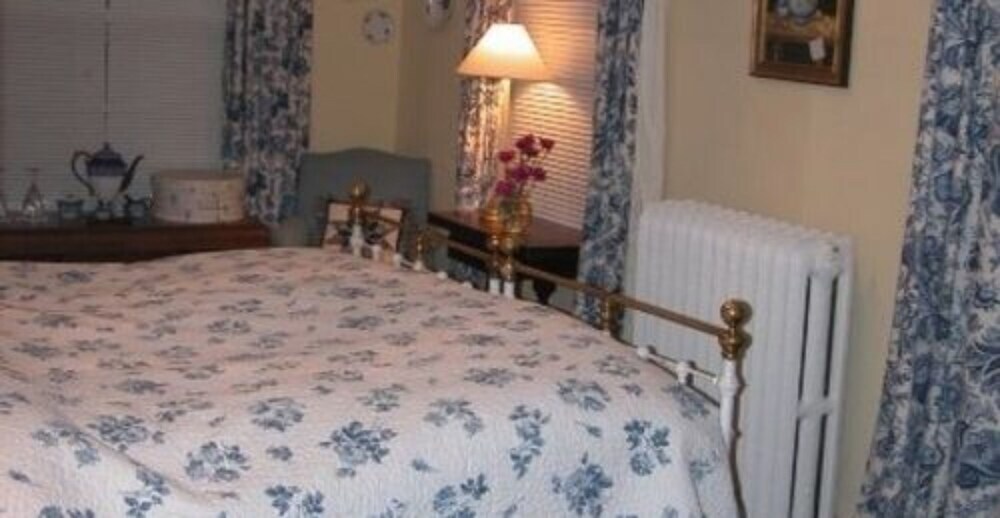 The Red Hook Country Inn - photo 11