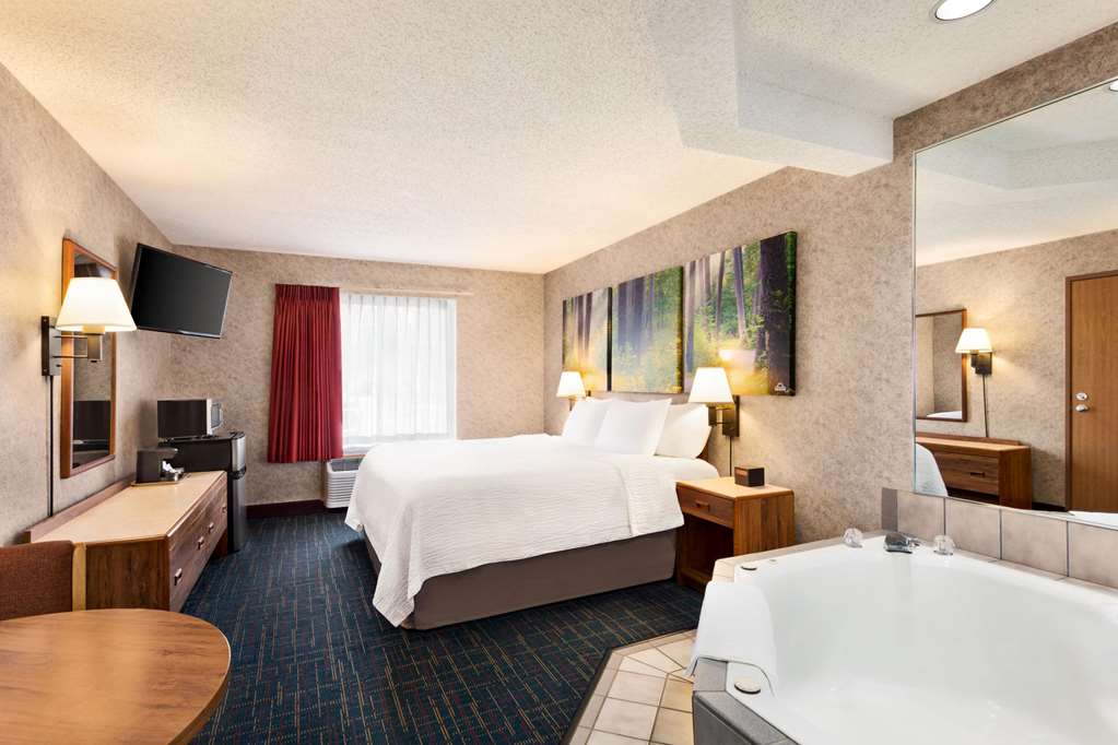 Days Inn by Wyndham Hurley - photo 33