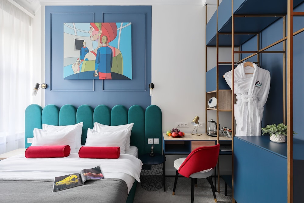 Mix Hotels Rubinstein — 4-Star Luxury Hotel in Saint Petersburg, Russia