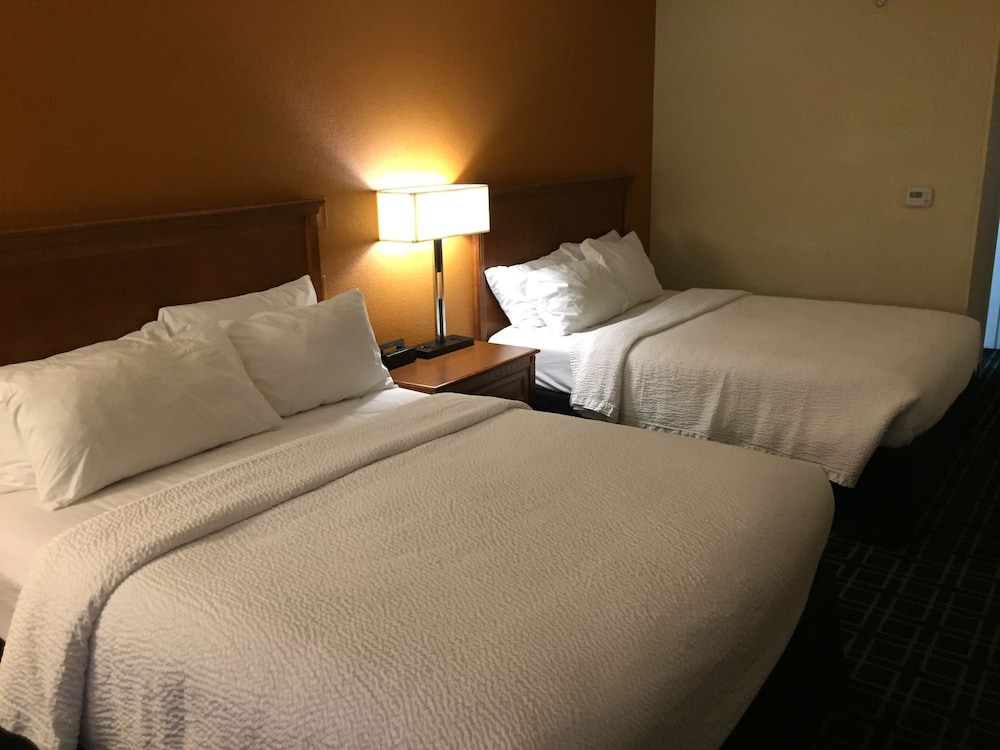 Fairfield Inn & Suites Valdosta - photo 6