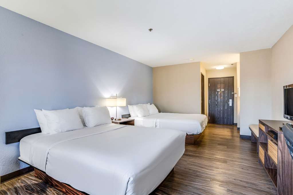 Quality Inn Calvert City Paducah East - photo 18