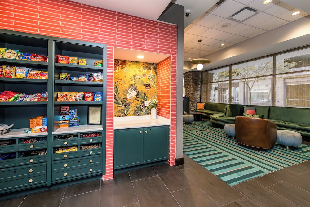 voco The Clair Cincinnati Downtown by IHG - photo 23