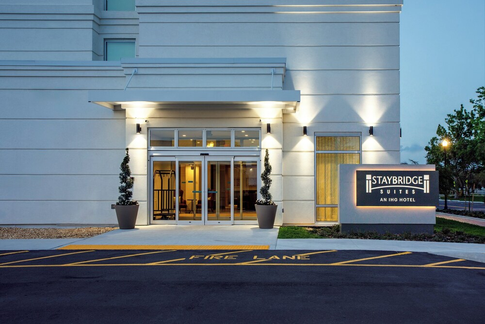 Staybridge Suites Winter Haven Auburndale by IHG - photo 47