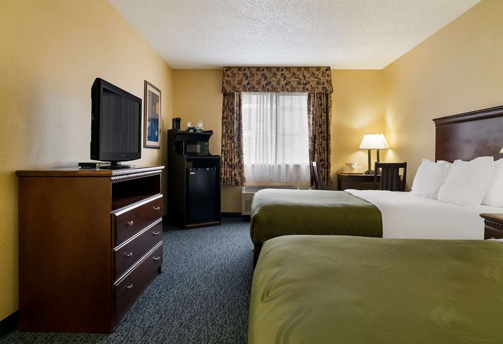 Quality Inn Grand Blanc Flint South - photo 15