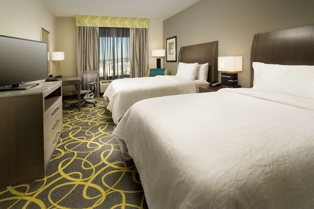Hilton Garden Inn College Station - photo 9