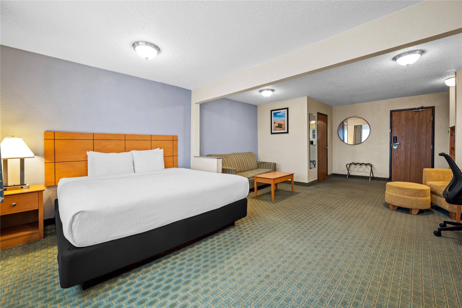 Quality Inn Dubuque on Hwy 20 - photo 37