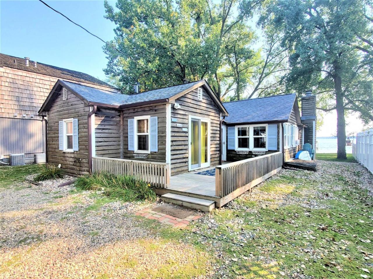 North Bay Retreat on West Lake Okoboji — hotel in Spirit Lake