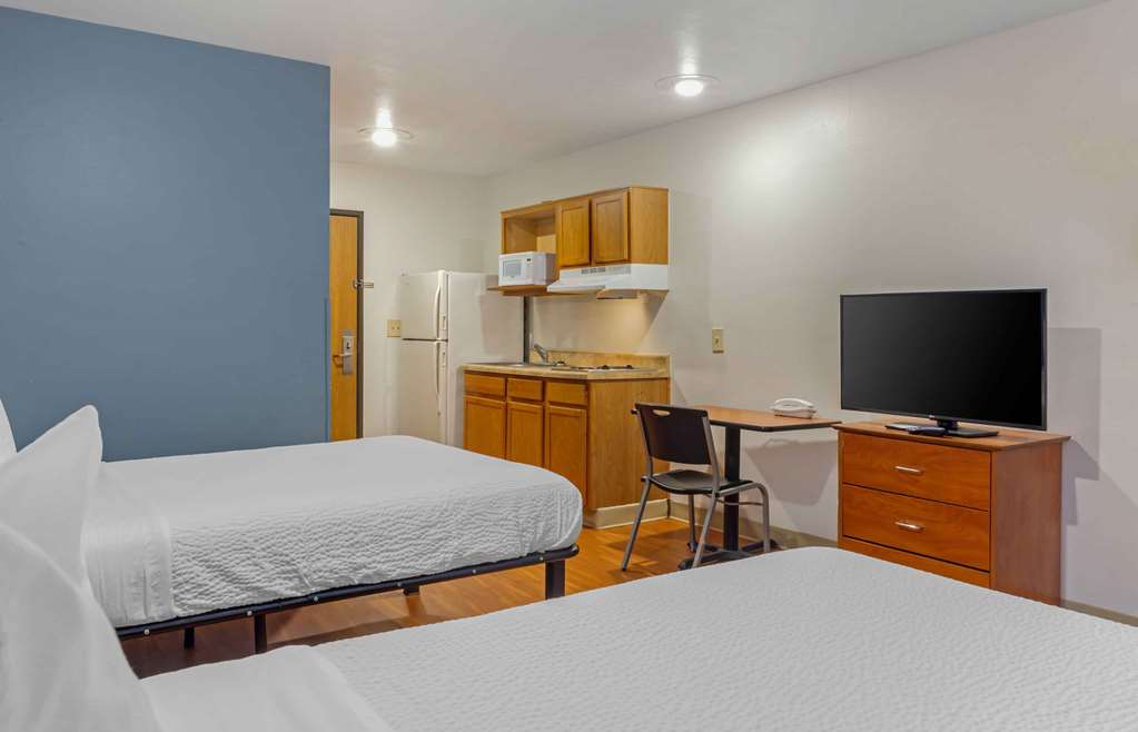 WoodSpring Suites Fayetteville West - photo 19