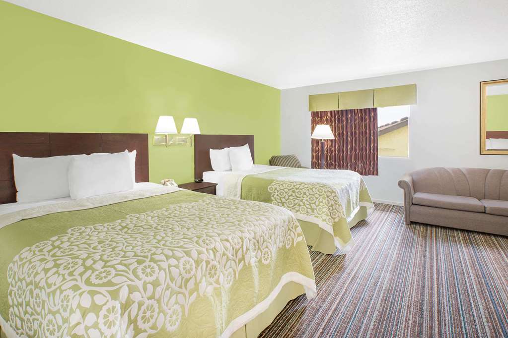 Days Inn by Wyndham York - photo 5