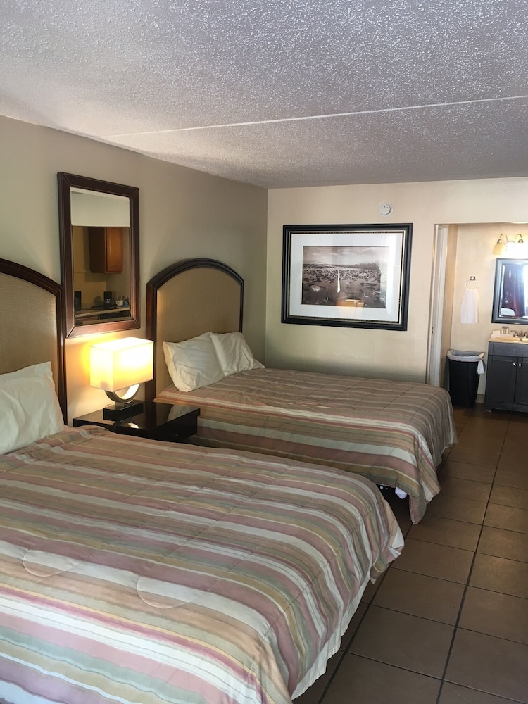 Ans Inn & Suites - photo 7