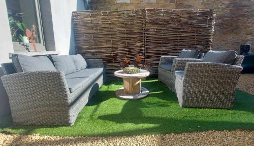 Le Pou'Dingue - carbon neutral hotel in Modave