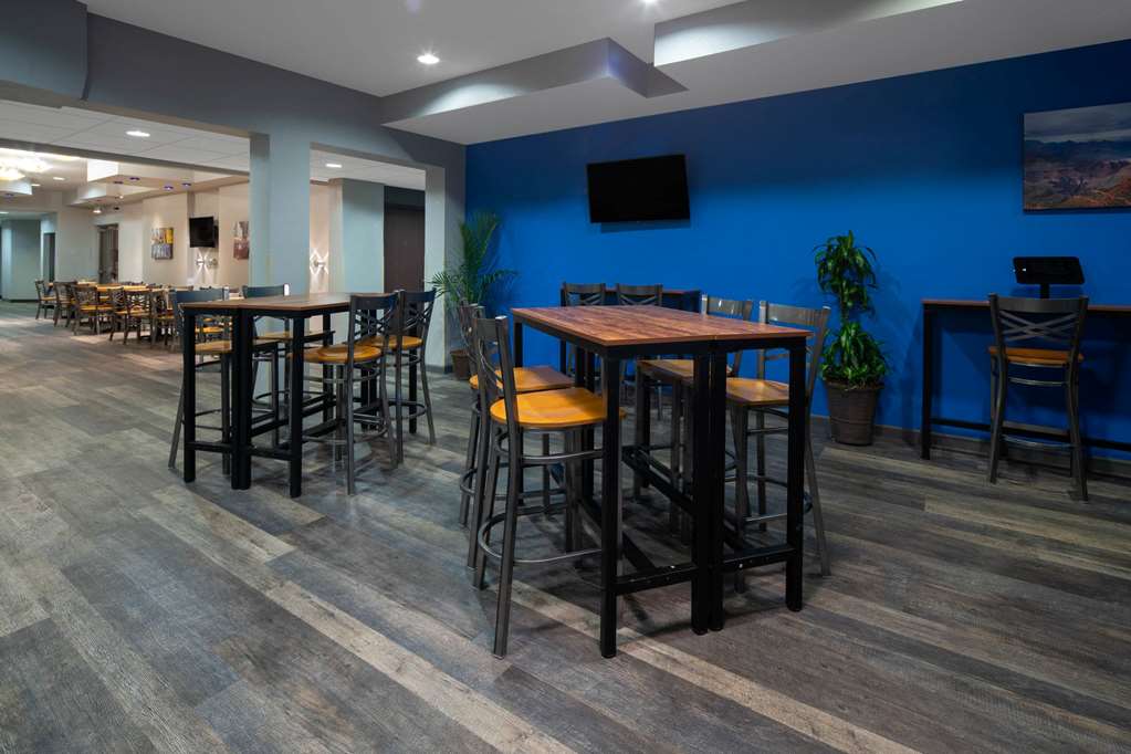 Baymont by Wyndham Las Vegas South Strip - photo 5