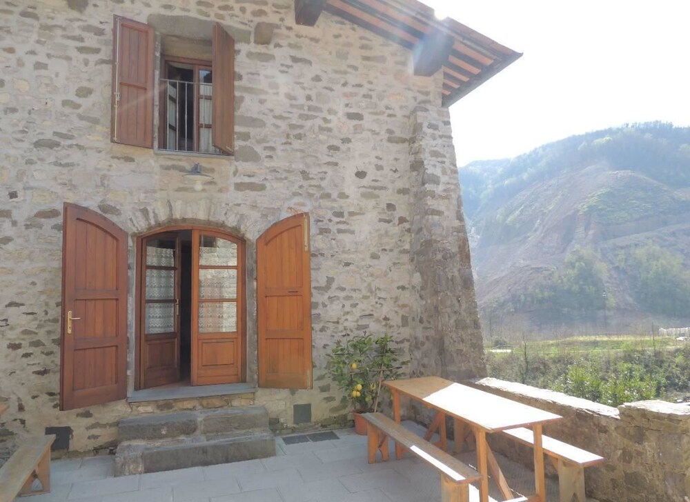 Borgo Fiorito — hotel in Pescaglia