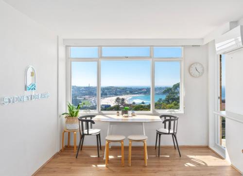 Endless Views by Sydney Dreams with Parking — 4-Star Luxury Hotel in Sydney, Australia