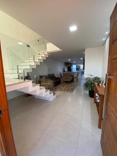Sobrado ideal para suas férias — hotel in Sao Lourenco Do Sul