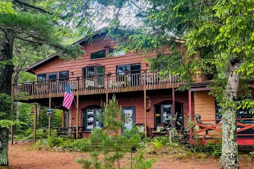 Two Sisters Lakeside — Rhinelander