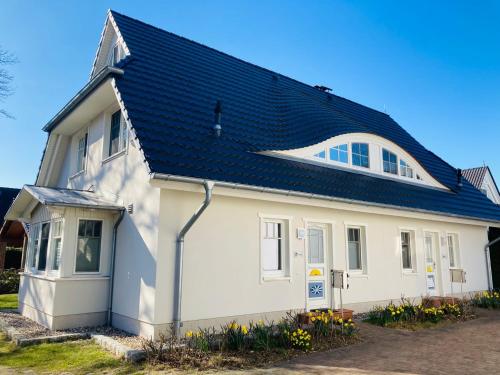 Doppelhaushälfte Birkenstraße 5e — 4-Star Luxury Hotel in Zingst, Germany