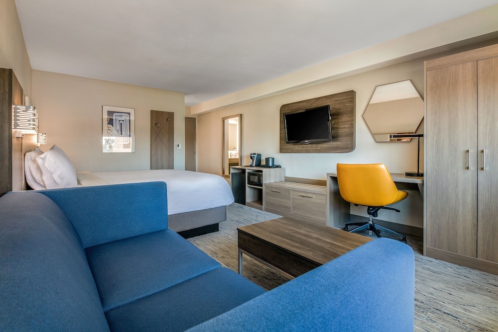 Holiday Inn Express San Diego South National City by IHG - photo 5
