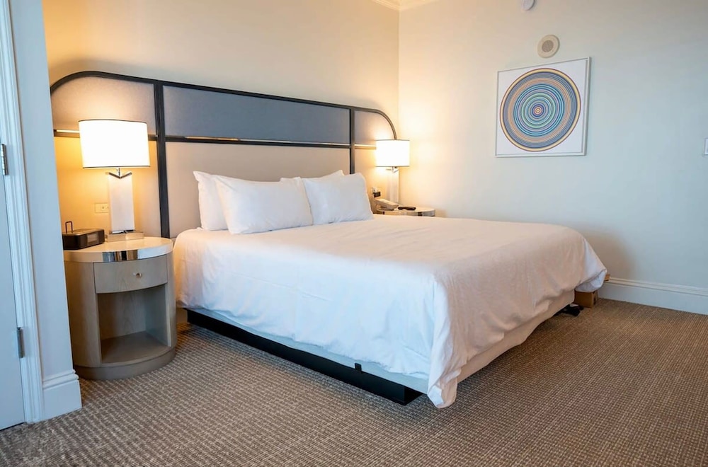 Fontainebleau Miami Beach Private Luxury Suites - photo 86