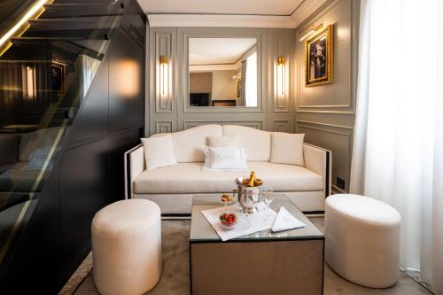 Torretta San Rocco Luxury Suite — 4-Star Luxury Hotel in Lerici, Italy